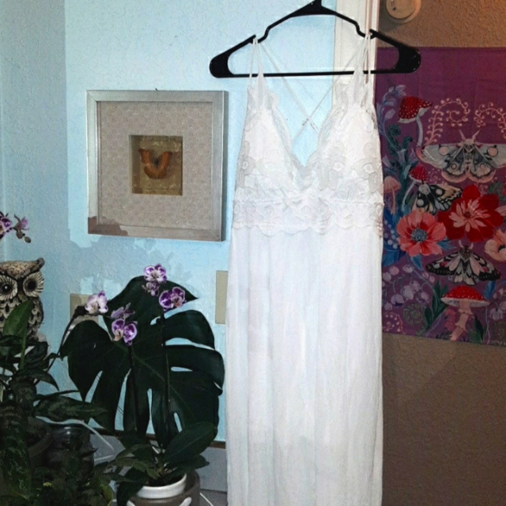 XL womens Bohemian lace applique smocked waist flowy maxi dress🌼